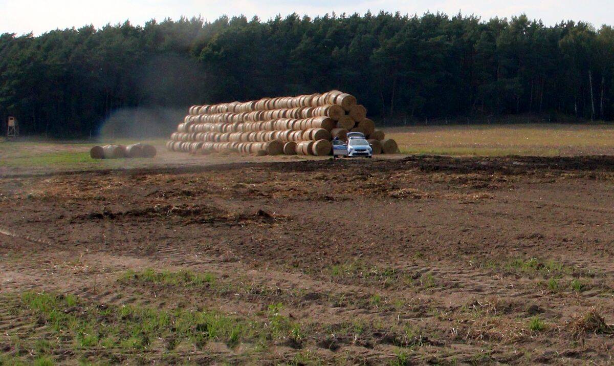 podpalenie, baloty słomy