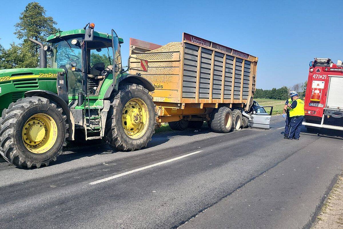 policja lipno wypadek samochod ciagnik kpp cenyrolnicze pl